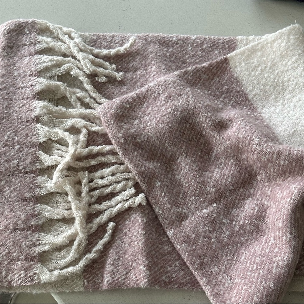 Gentle Fawn Huntington Scarf - Picture 2 of 4